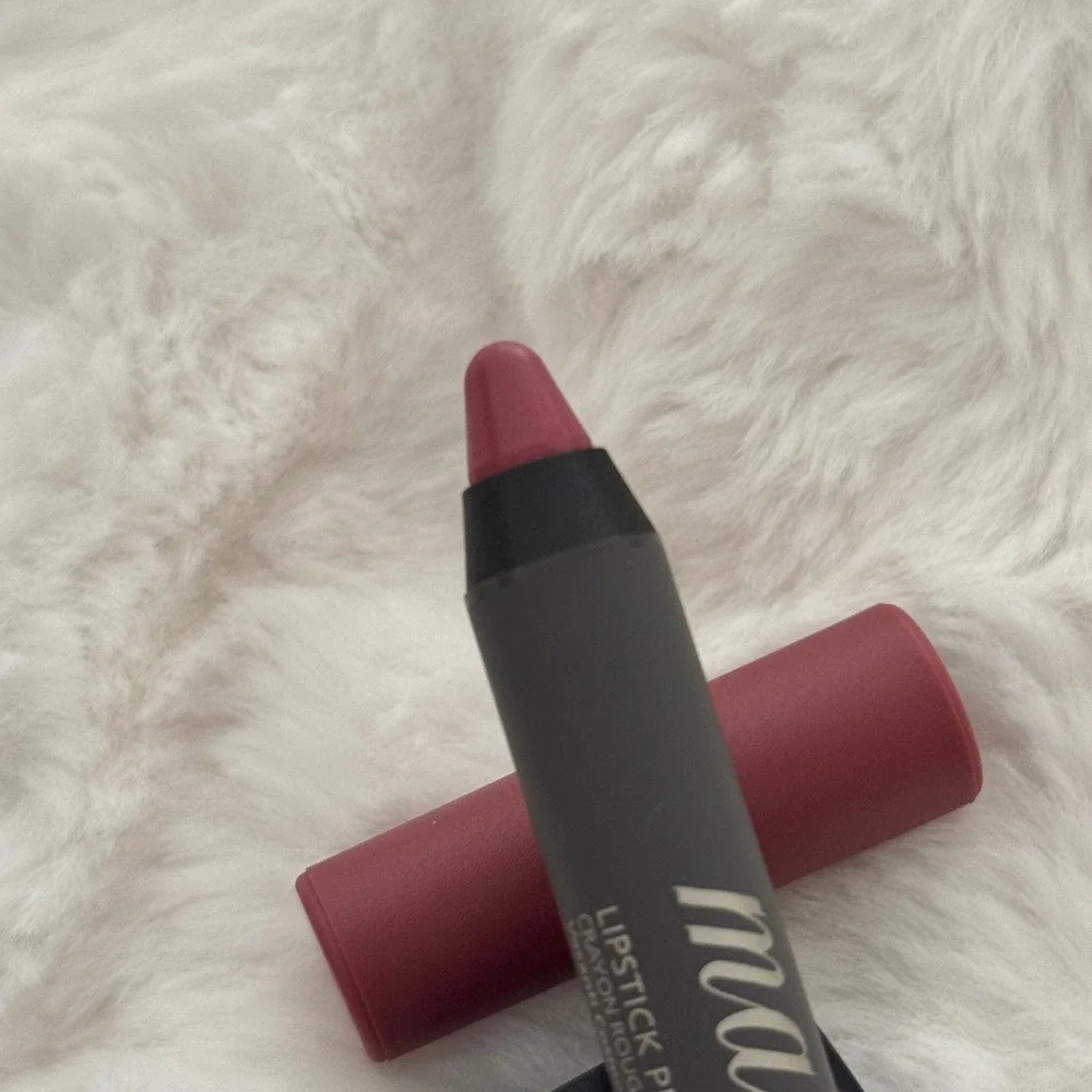 VASANTI Matte Crush Lipstick Pencil – IT'S YOUR MAUVE Full Size 2.8g + Sharpener